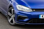Volkswagen Golf R Estate 2017 года (UK)